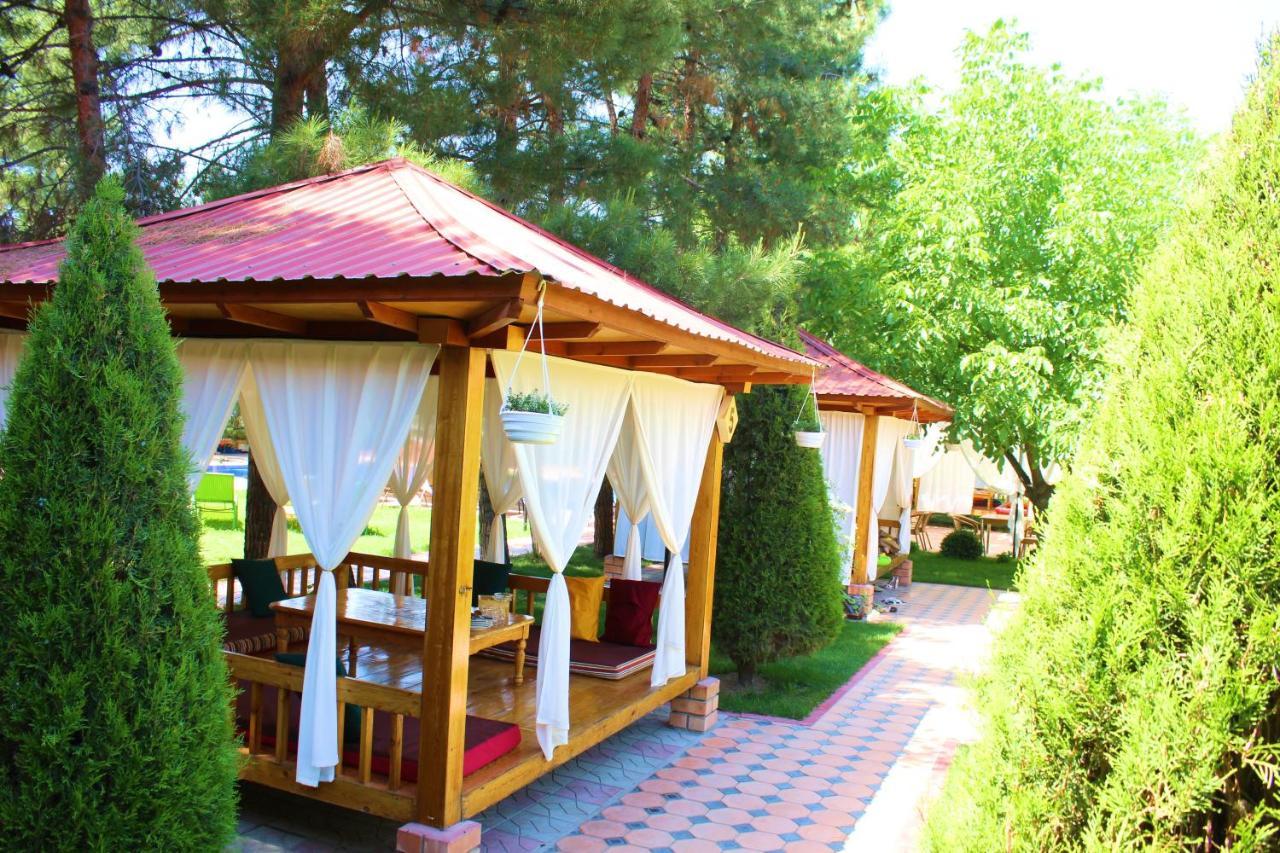Hotel Grace Garden Kum Exterior foto